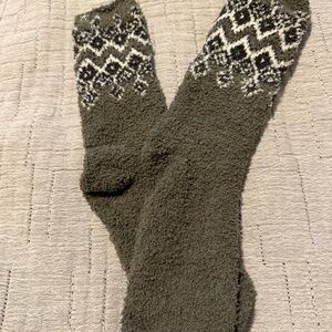 Barefoot Dreams CozyChic Socks Size Medium